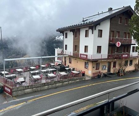Hotel Restaurant Emshorn Oberems Exterior foto
